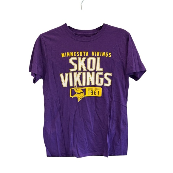 NFL Team Apparel Minnesota Vikings Purple Gold Womens Tee Shirt Size Medium Skol - Picture 1 of 4
